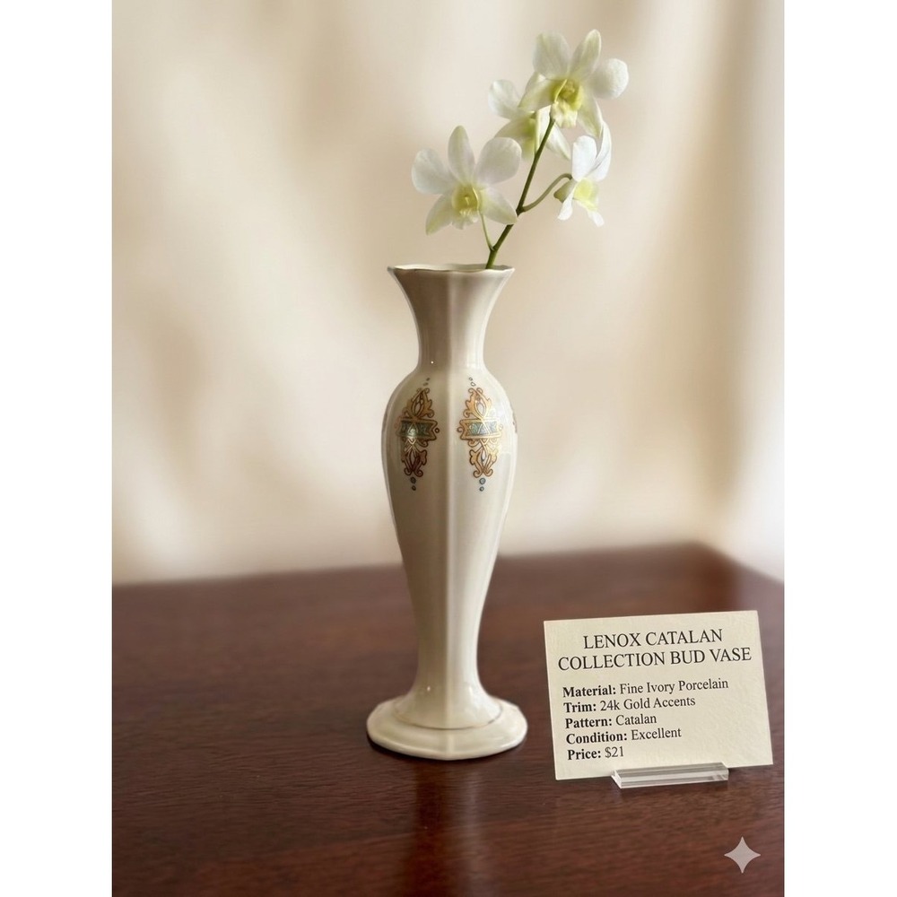 Lenox Catalan Collection Bud Vase Fine Ivory Porcelain 24k Gold Trim 1-728-6320